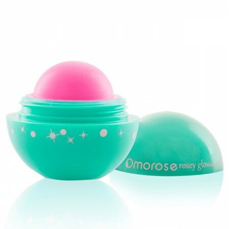 ROSEY GLOW in First Love
